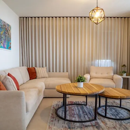 Apartment Grand *
